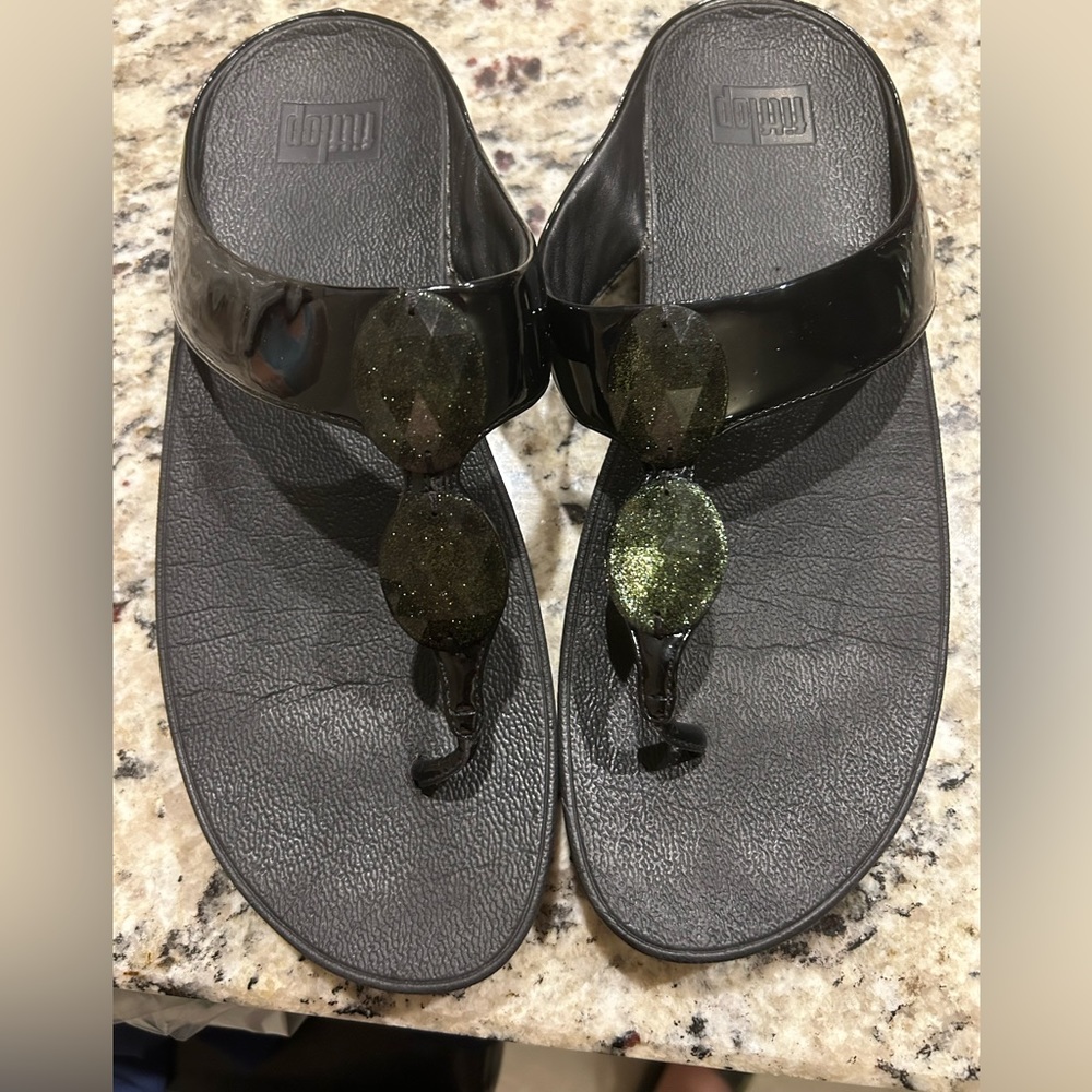 Fit flops with green accents size 11